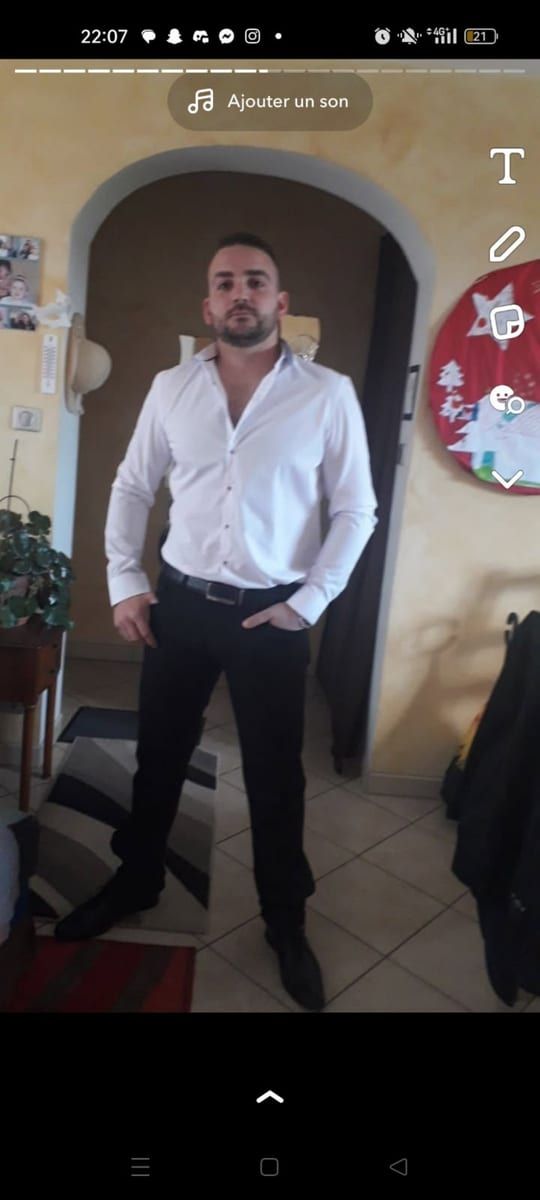 Profil von Louis-charles